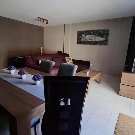 Ideal For Families-children's Play Area, Terrace, Bbq, Wifi *