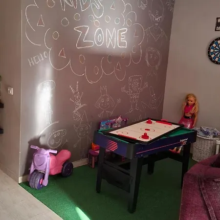 펜션 Ideal For Families-children's Play Area, Terrace, Bbq, Wifi