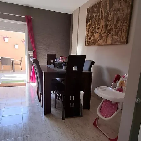 Ideal For Families-children's Play Area, Terrace, Bbq, Wifi Prázdninový dům