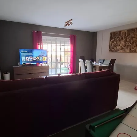 Ideal For Families-children's Play Area, Terrace, Bbq, Wifi 펜션 산이시드로
